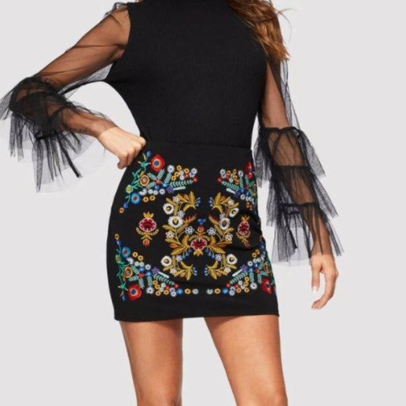 Boho floral embroidered high rise mini skirt black - Picture 4 of 4